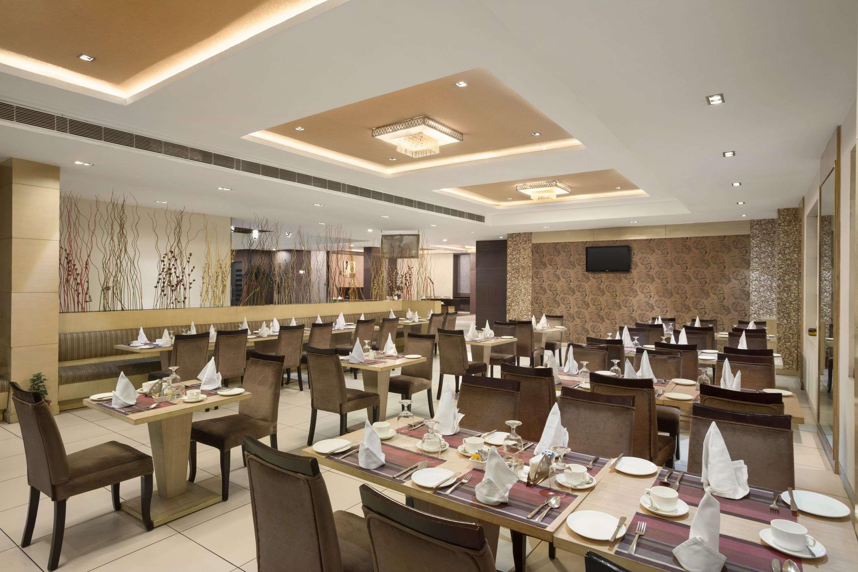 Days Hotel Neemrana Buitenkant foto