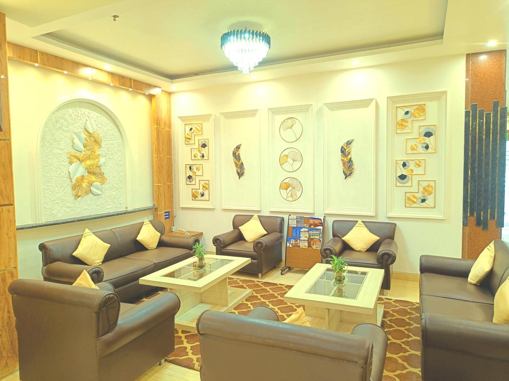 Days Hotel Neemrana Buitenkant foto