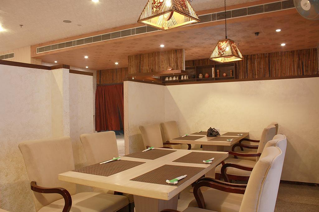 Days Hotel Neemrana Buitenkant foto