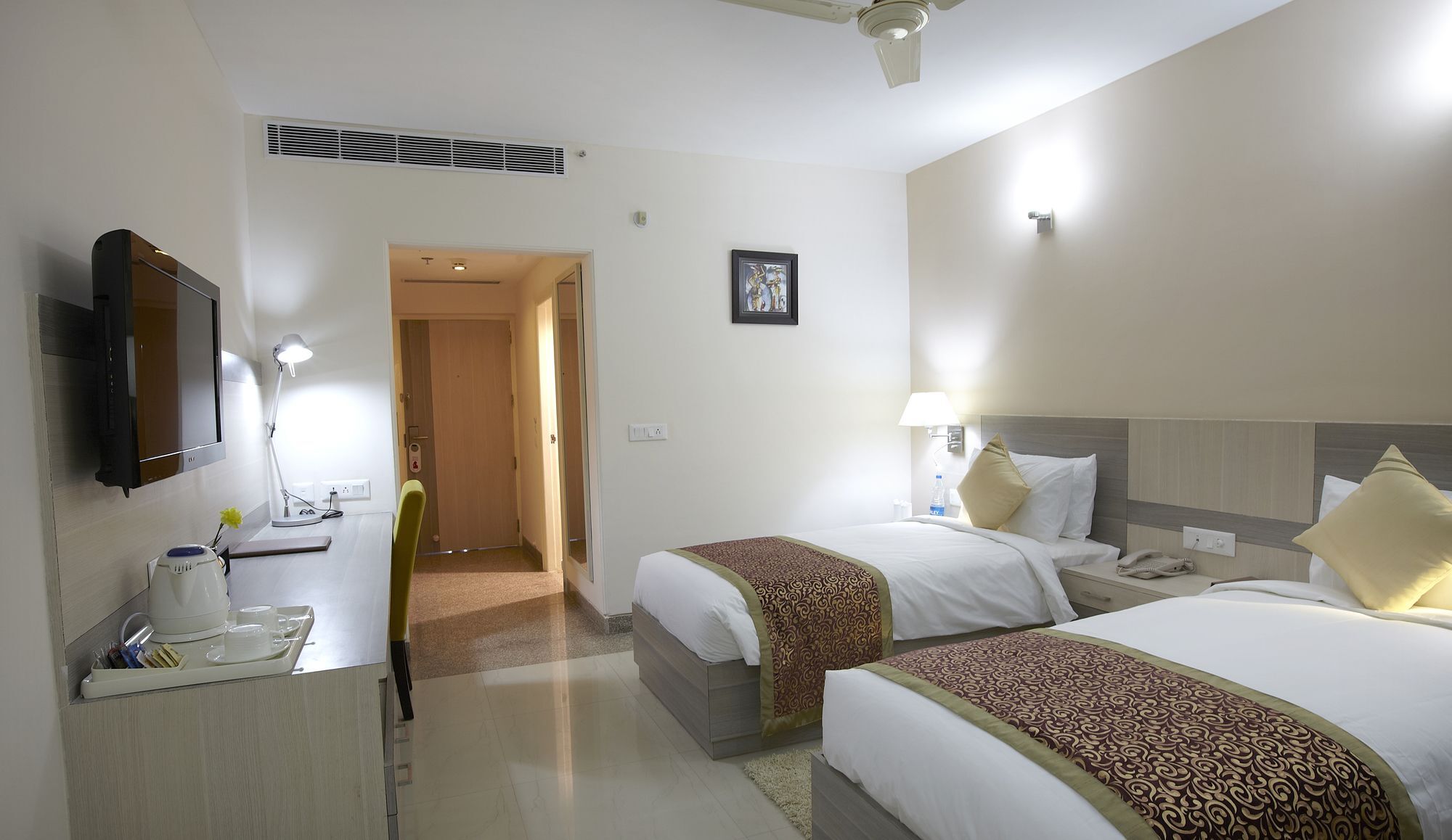 Days Hotel Neemrana Buitenkant foto