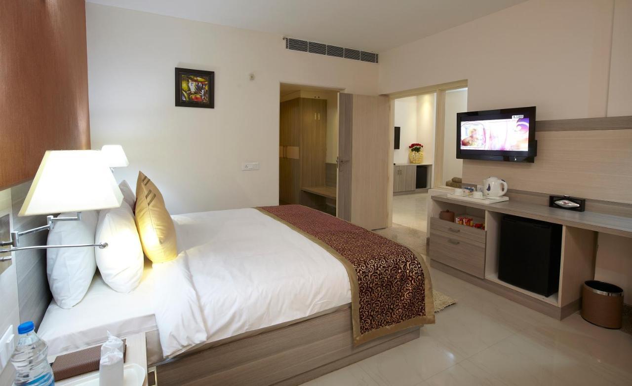 Days Hotel Neemrana Kamer foto